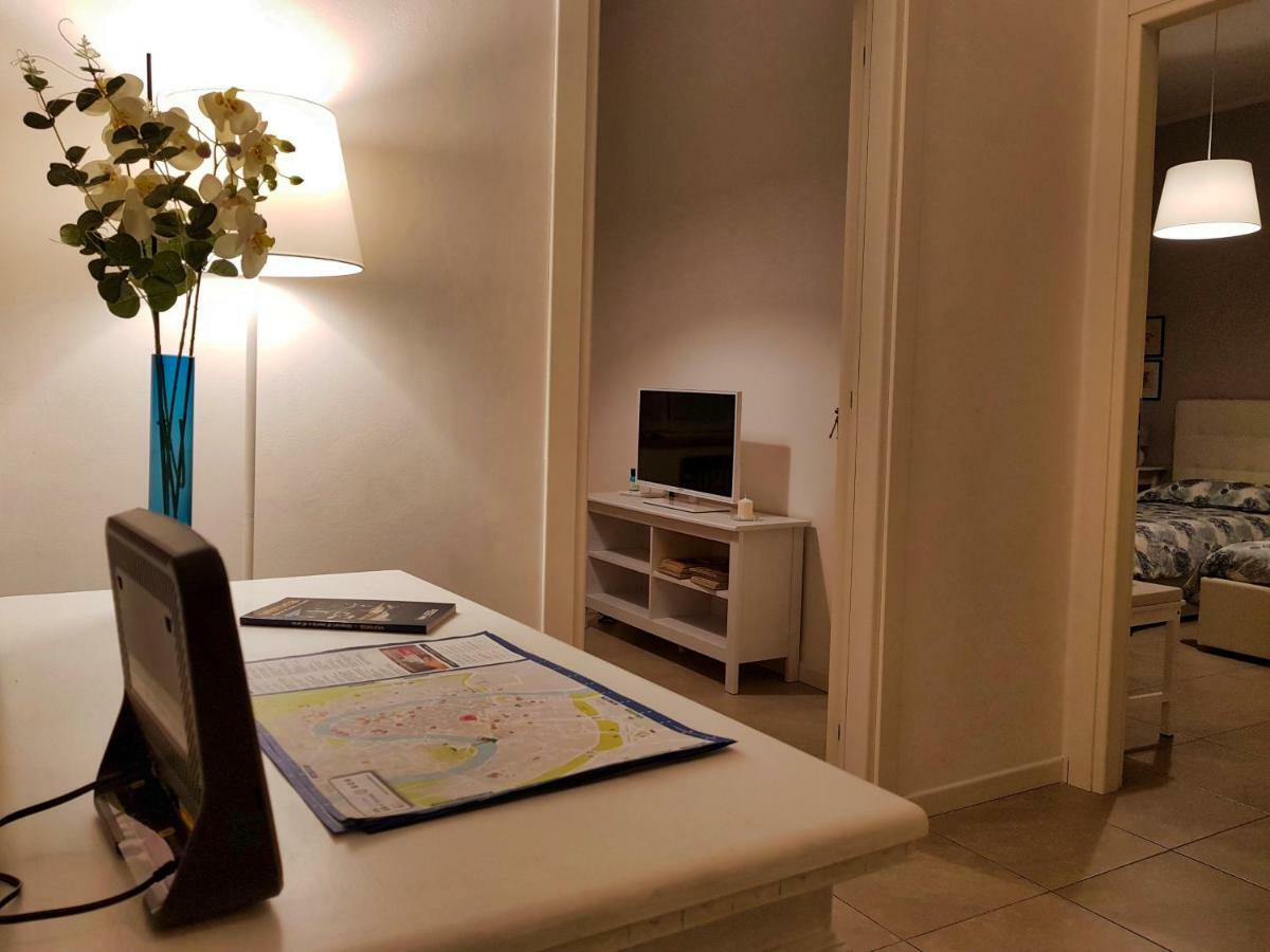 Deluxe Home Verona Luaran gambar