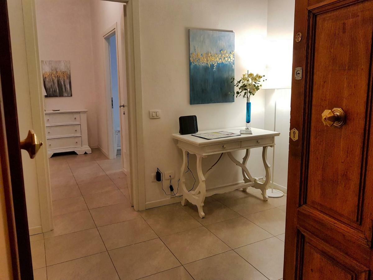 Deluxe Home Verona Luaran gambar