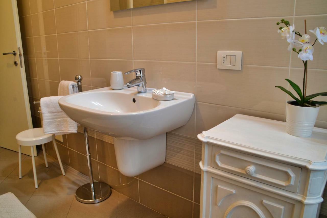 Deluxe Home Verona Luaran gambar